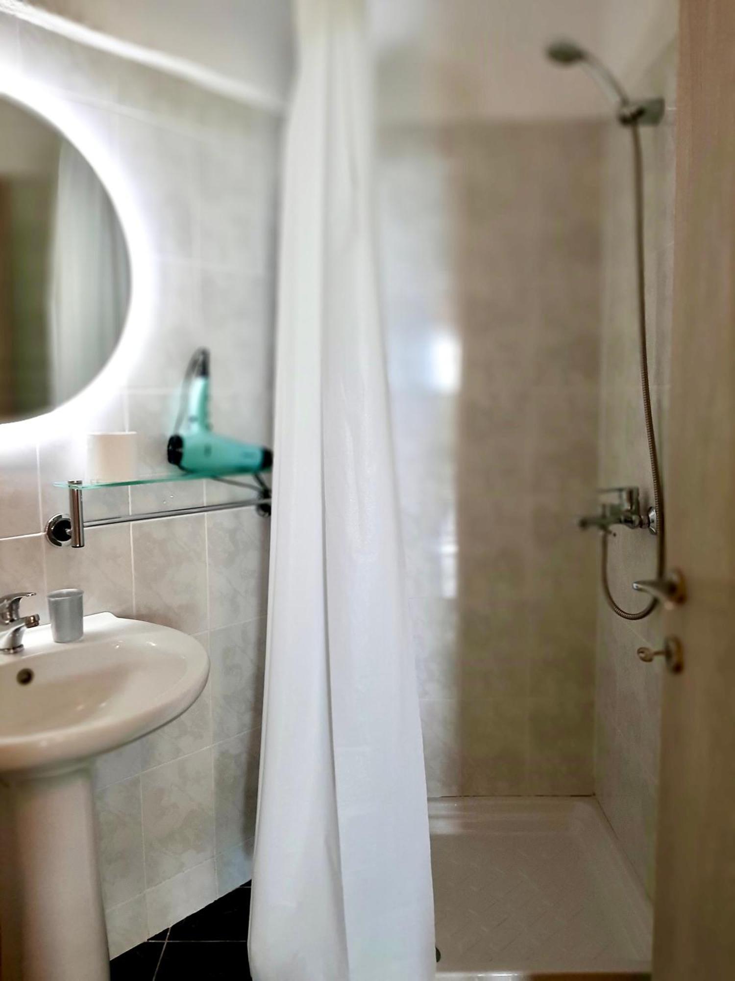 Rita Sea View Apartment Kallithea  Bagian luar foto