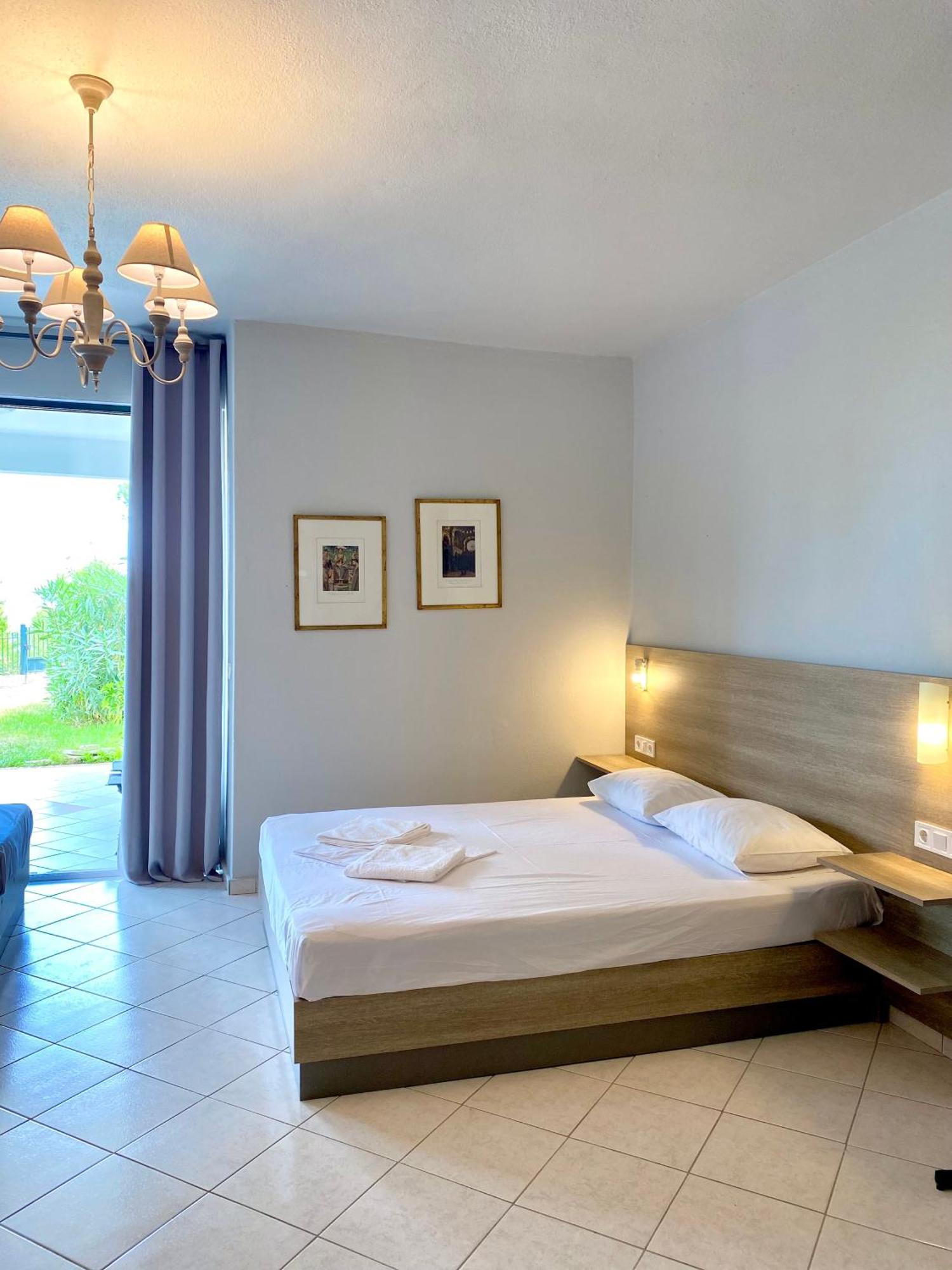 Rita Sea View Apartment Kallithea  Bagian luar foto